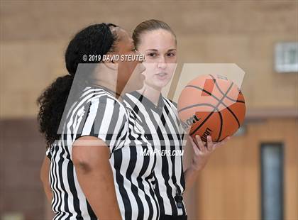 Thumbnail 3 in Vista del Lago vs. Grant (Lincoln Invitational) photogallery.