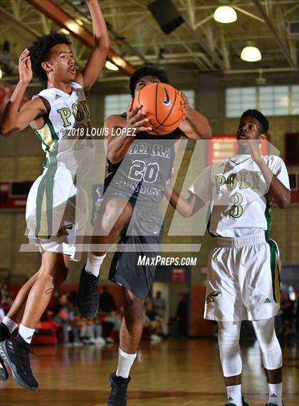 Thumbnail 1 in Long Beach Poly vs. Sierra Canyon (Nike Extravaganza) photogallery.
