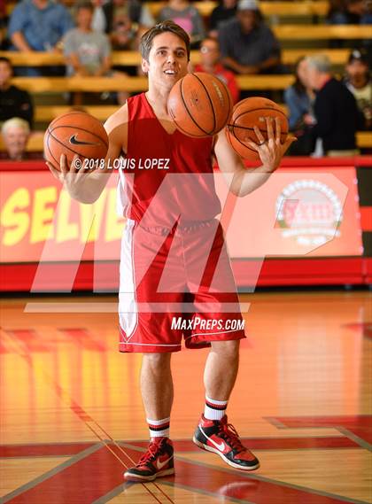 Thumbnail 2 in Long Beach Poly vs. Sierra Canyon (Nike Extravaganza) photogallery.