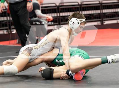 Thumbnail 2 in UHSAA 6A Finals photogallery.