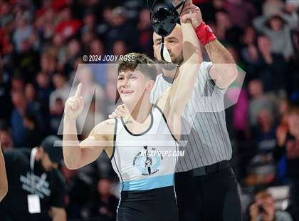 Thumbnail 3 in UHSAA 6A Finals photogallery.