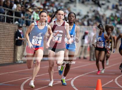 Thumbnail 3 in Penn Relays (4 X 400 Meter) photogallery.