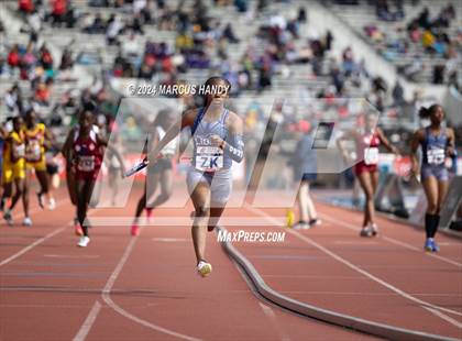 Thumbnail 3 in Penn Relays (4 X 400 Meter) photogallery.