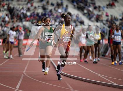 Thumbnail 1 in Penn Relays (4 X 400 Meter) photogallery.