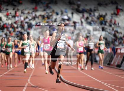 Thumbnail 3 in Penn Relays (4 X 400 Meter) photogallery.