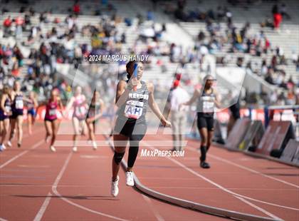 Thumbnail 3 in Penn Relays (4 X 400 Meter) photogallery.