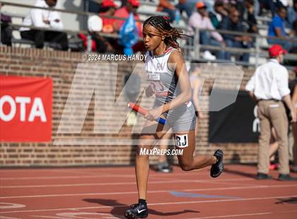 Thumbnail 3 in Penn Relays (4 X 400 Meter) photogallery.