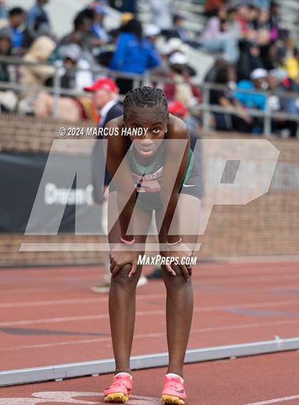 Thumbnail 3 in Penn Relays (4 X 400 Meter) photogallery.