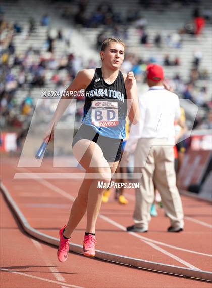 Thumbnail 2 in Penn Relays (4 X 400 Meter) photogallery.
