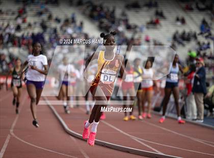 Thumbnail 2 in Penn Relays (4 X 400 Meter) photogallery.