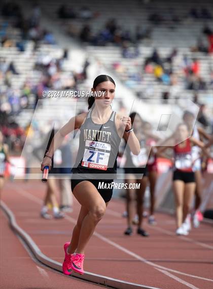 Thumbnail 1 in Penn Relays (4 X 400 Meter) photogallery.