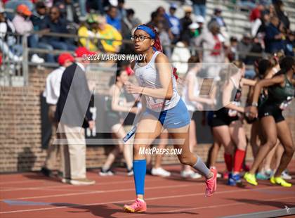 Thumbnail 1 in Penn Relays (4 X 400 Meter) photogallery.