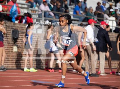 Thumbnail 2 in Penn Relays (4 X 400 Meter) photogallery.