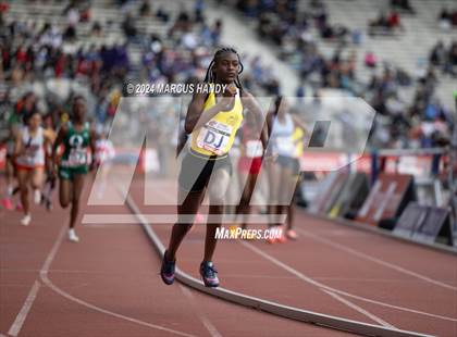 Thumbnail 1 in Penn Relays (4 X 400 Meter) photogallery.