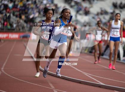 Thumbnail 1 in Penn Relays (4 X 400 Meter) photogallery.
