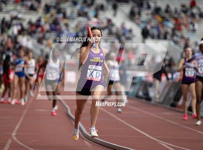 Thumbnail 3 in Penn Relays (4 X 400 Meter) photogallery.