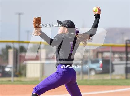 Thumbnail 2 in Fort Collins vs. Pomona (CHSAA 5A Region 2 Playoff) photogallery.