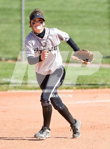 Thumbnail 2 in Fort Collins vs. Pomona (CHSAA 5A Region 2 Playoff) photogallery.