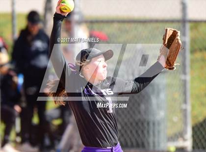 Thumbnail 1 in Fort Collins vs. Pomona (CHSAA 5A Region 2 Playoff) photogallery.