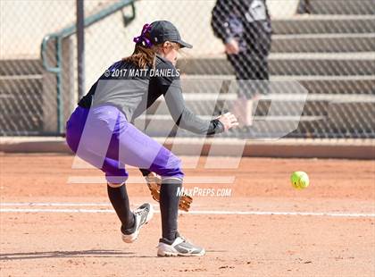 Thumbnail 2 in Fort Collins vs. Pomona (CHSAA 5A Region 2 Playoff) photogallery.