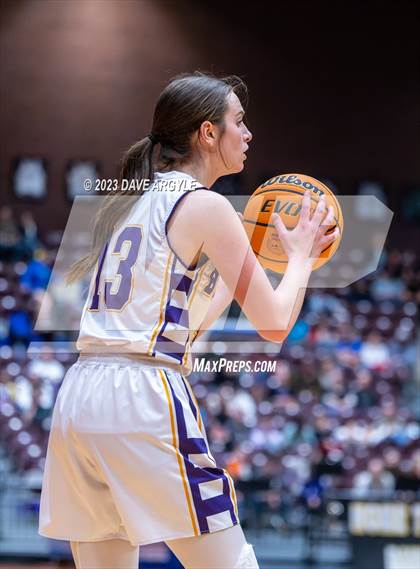 Thumbnail 1 in Wayne vs. Tabiona (UHSAA 1A Final) photogallery.