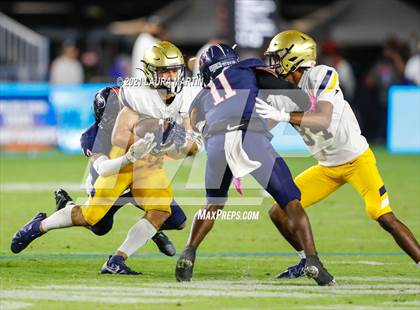 Thumbnail 3 in St. Thomas Aquinas vs. Tampa Bay Tech (FHSAA 7A Final) photogallery.