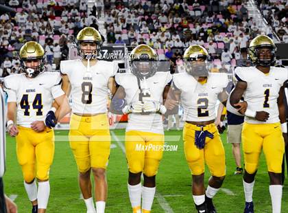 Thumbnail 3 in St. Thomas Aquinas vs. Tampa Bay Tech (FHSAA 7A Final) photogallery.