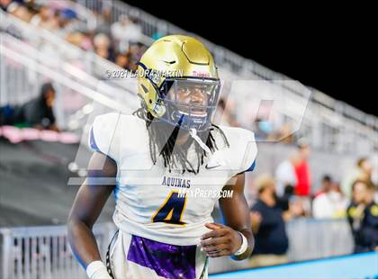 Thumbnail 3 in St. Thomas Aquinas vs. Tampa Bay Tech (FHSAA 7A Final) photogallery.