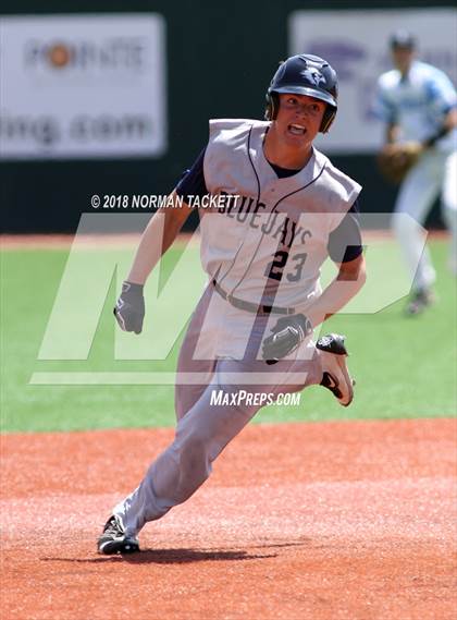 Thumbnail 3 in Southeast vs. Sabetha (KSHSAA 3A Quarterfinal) photogallery.