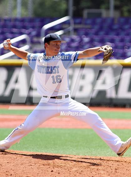 Thumbnail 1 in Southeast vs. Sabetha (KSHSAA 3A Quarterfinal) photogallery.