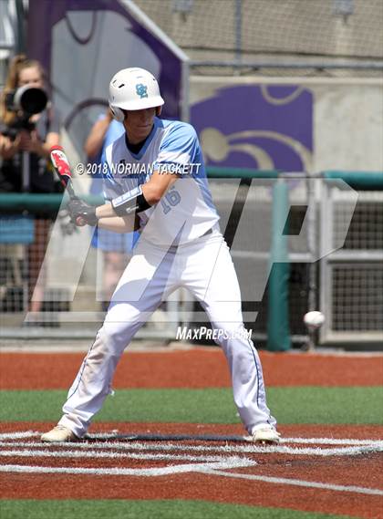 Thumbnail 2 in Southeast vs. Sabetha (KSHSAA 3A Quarterfinal) photogallery.