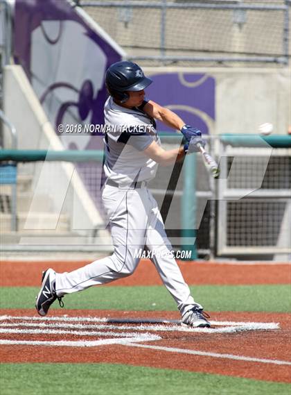 Thumbnail 2 in Southeast vs. Sabetha (KSHSAA 3A Quarterfinal) photogallery.