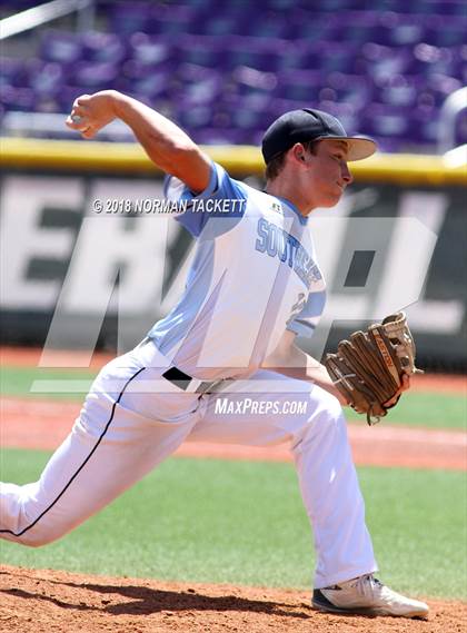Thumbnail 2 in Southeast vs. Sabetha (KSHSAA 3A Quarterfinal) photogallery.