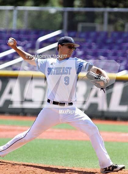 Thumbnail 3 in Southeast vs. Sabetha (KSHSAA 3A Quarterfinal) photogallery.