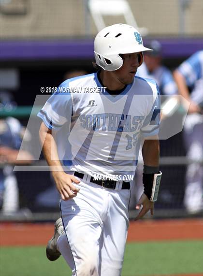 Thumbnail 1 in Southeast vs. Sabetha (KSHSAA 3A Quarterfinal) photogallery.