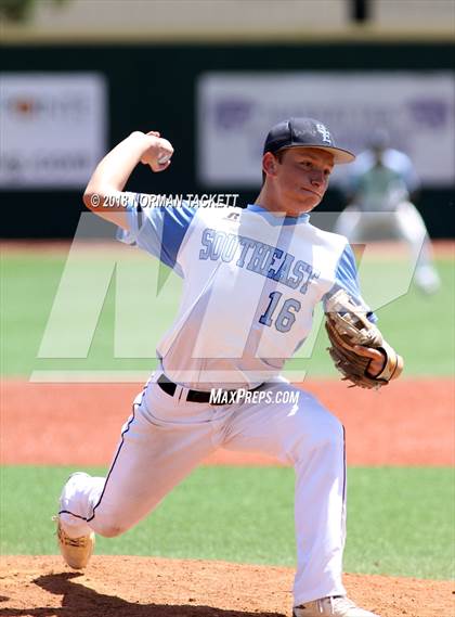 Thumbnail 1 in Southeast vs. Sabetha (KSHSAA 3A Quarterfinal) photogallery.