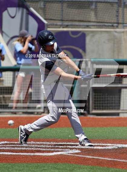 Thumbnail 3 in Southeast vs. Sabetha (KSHSAA 3A Quarterfinal) photogallery.