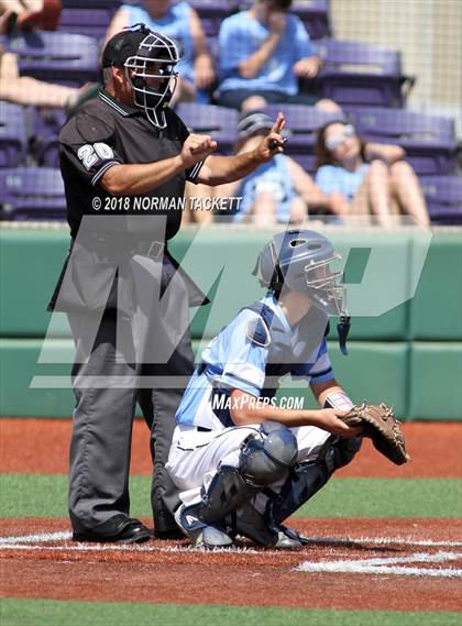 Thumbnail 2 in Southeast vs. Sabetha (KSHSAA 3A Quarterfinal) photogallery.
