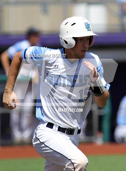 Thumbnail 2 in Southeast vs. Sabetha (KSHSAA 3A Quarterfinal) photogallery.