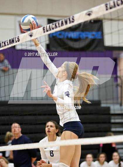Thumbnail 1 in Stoney Creek vs Marian (MHSAA Regional Semifinal) photogallery.