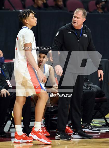 Thumbnail 2 in Bishop Gorman vs. Durango (Tarkanian Classic) photogallery.