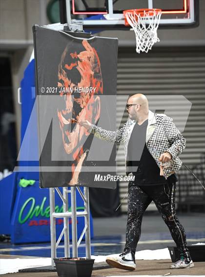 Thumbnail 1 in Bishop Gorman vs. Durango (Tarkanian Classic) photogallery.