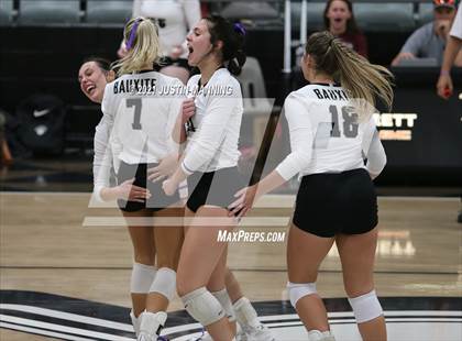 Thumbnail 2 in Sheridan @ Bauxite photogallery.