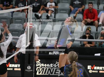 Thumbnail 2 in Sheridan @ Bauxite photogallery.