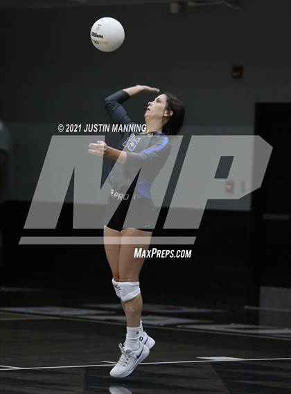 Thumbnail 2 in Sheridan @ Bauxite photogallery.