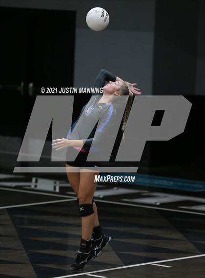 Thumbnail 2 in Sheridan @ Bauxite photogallery.