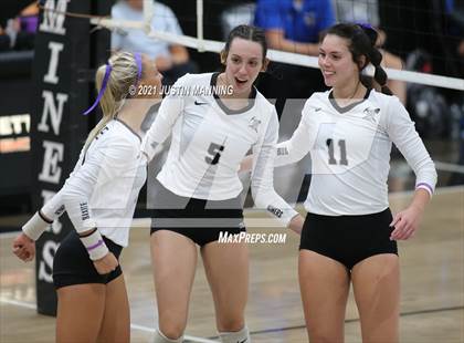 Thumbnail 2 in Sheridan @ Bauxite photogallery.