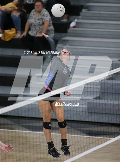 Thumbnail 3 in Sheridan @ Bauxite photogallery.