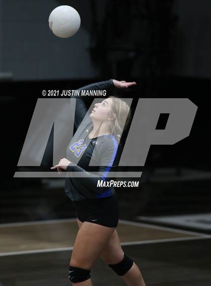 Thumbnail 1 in Sheridan @ Bauxite photogallery.