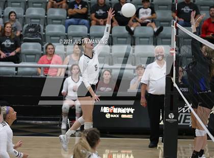 Thumbnail 2 in Sheridan @ Bauxite photogallery.